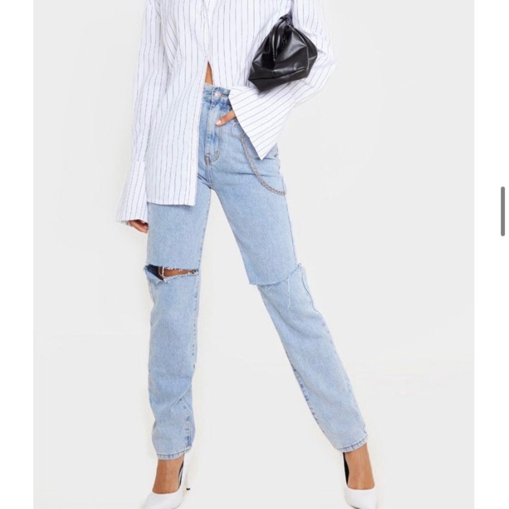 Pretty Little Thing baggy jeans - Picture 2 of 4